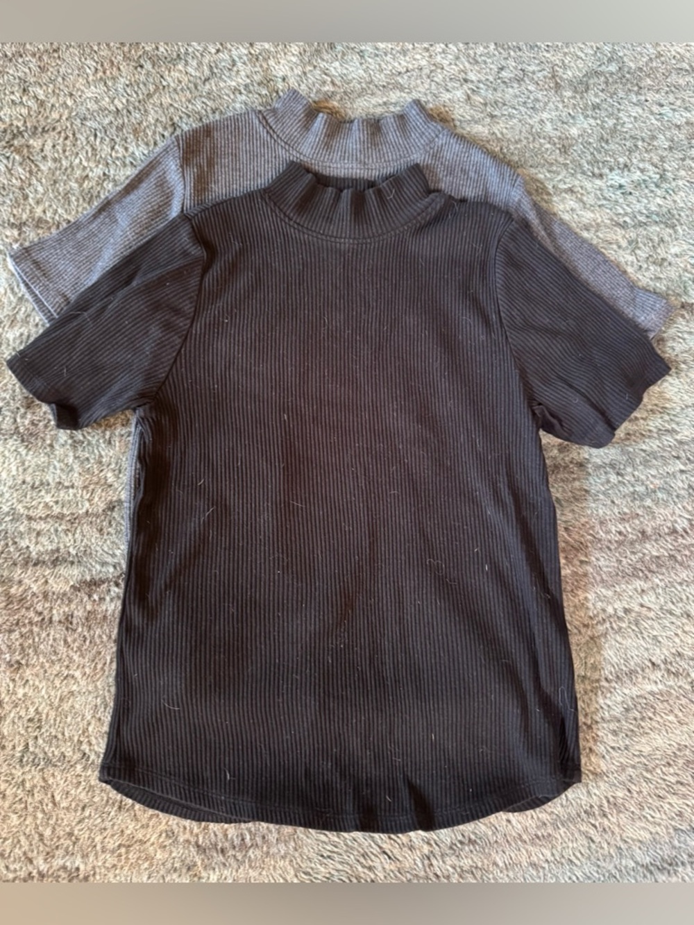 ANTHROPOLOGIE Pair of Threads 4 Thought Black and Grey Ribbed Short Sleeve Tops